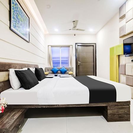 Super Townhouse Dewas City Formerly Utsav Exteriér fotografie
